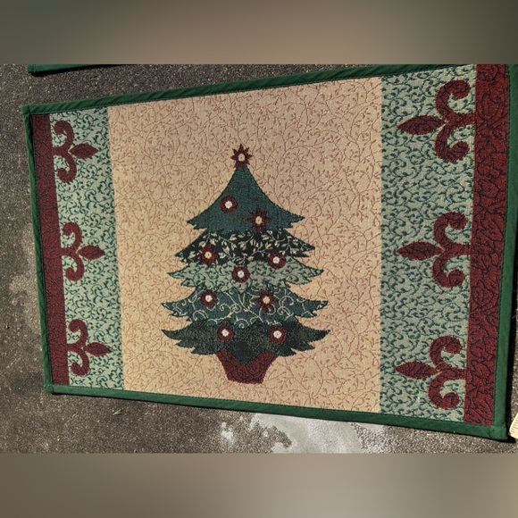 Bundle of 3 Christmas rugs.  2 are trees and 1 is a matching combo pic. - Picture 3 of 8